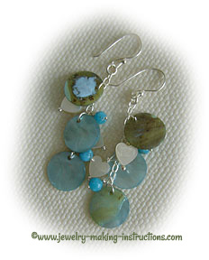 dangling sea shell earrings/Dangling Sea Shell Earrings